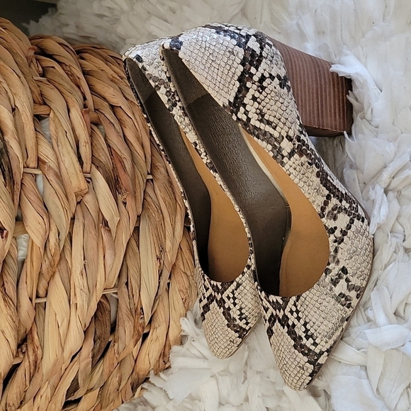 Crown vintage Emmarose Reptile heels - Picture 5 of 8